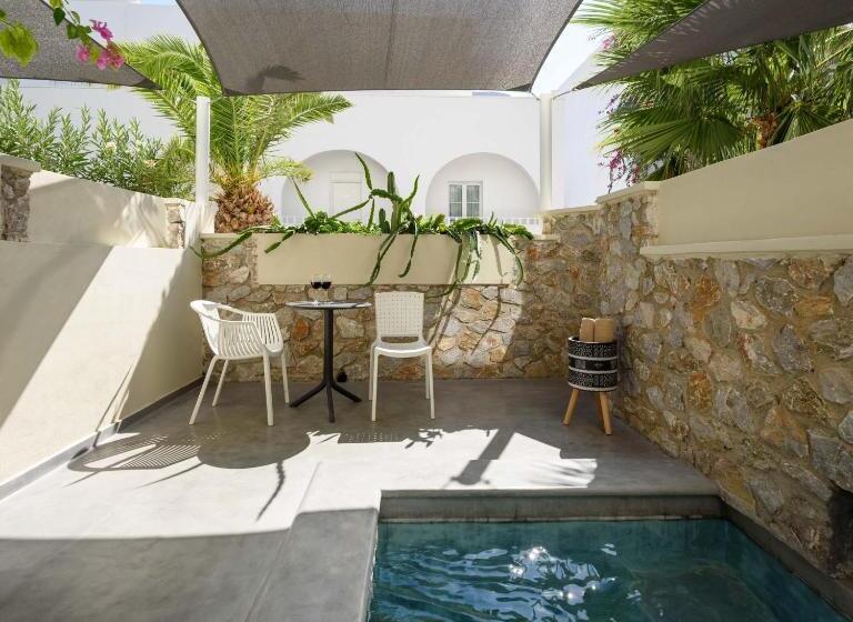 جناح جونيور مزوَّد بجاكوزي, Afroditi Venus Beach Resort