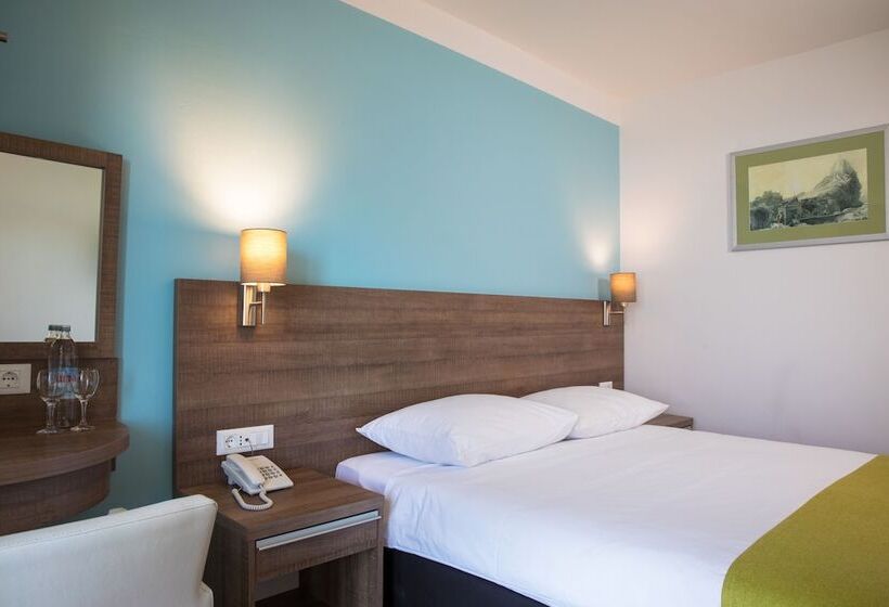 חדר סטנדרט עם מרפסת, Maistra Select Astarea