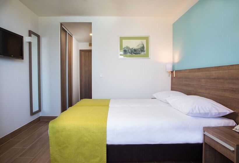 חדר סטנדרט עם מרפסת, Maistra Select Astarea