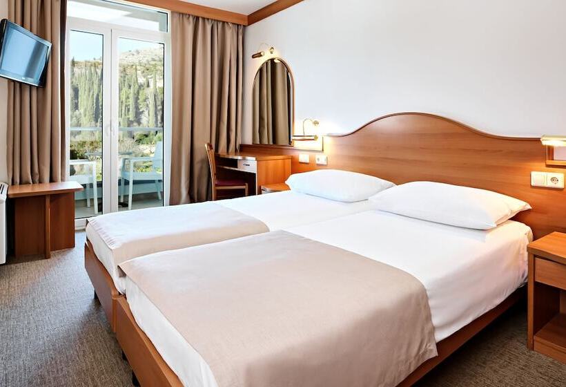 חדר סטנדרט עם מרפסת, Maistra Select Astarea