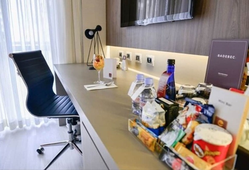 اتاق لوکس, Clarion Faria Lima