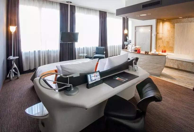 اتاق استاندارد, East Hotel Hamburg