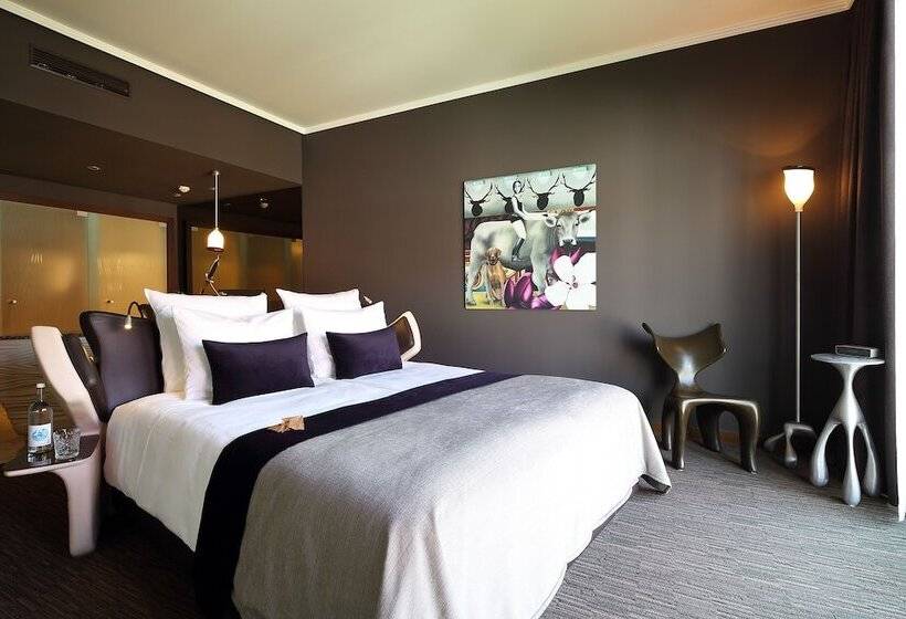 Quarto Estandar, East Hotel Hamburg