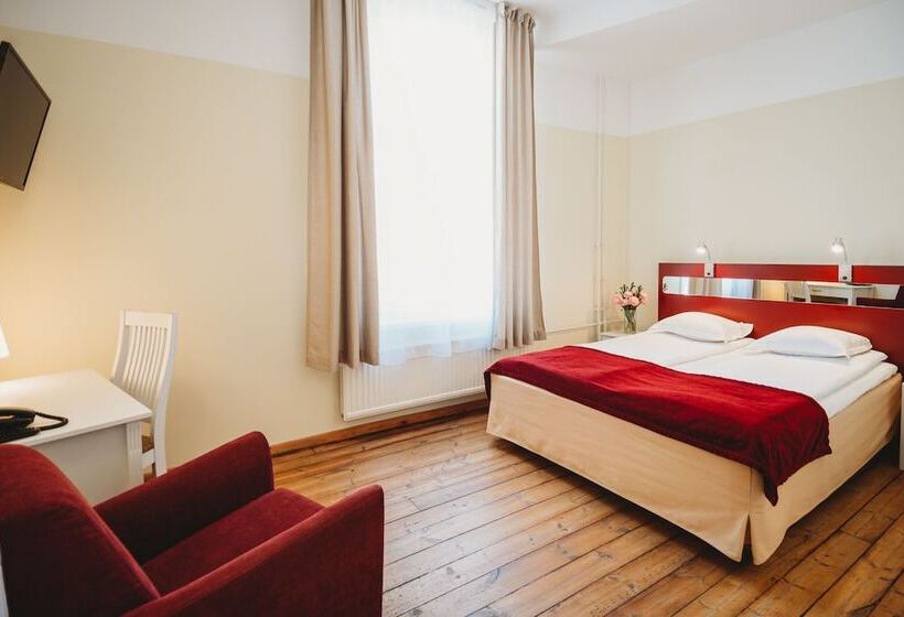 اتاق استاندارد, Economy