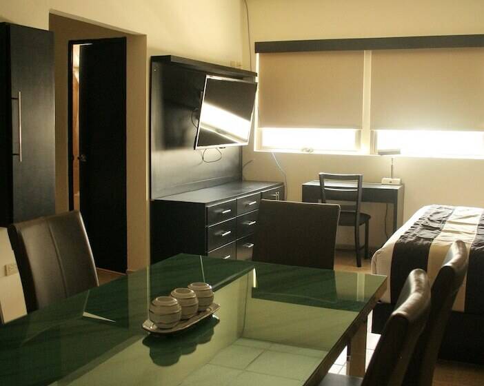 سوییت, El Camino Inn & Suites