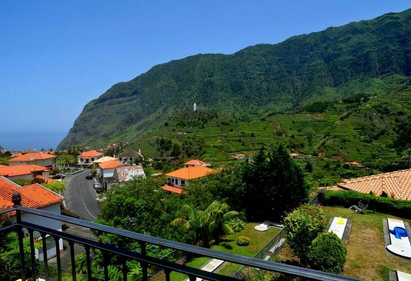 带海景的标准房, Estalagem Do Vale