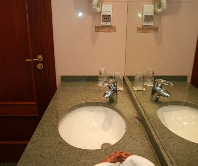 高级家庭房间, Estalagem Do Vale