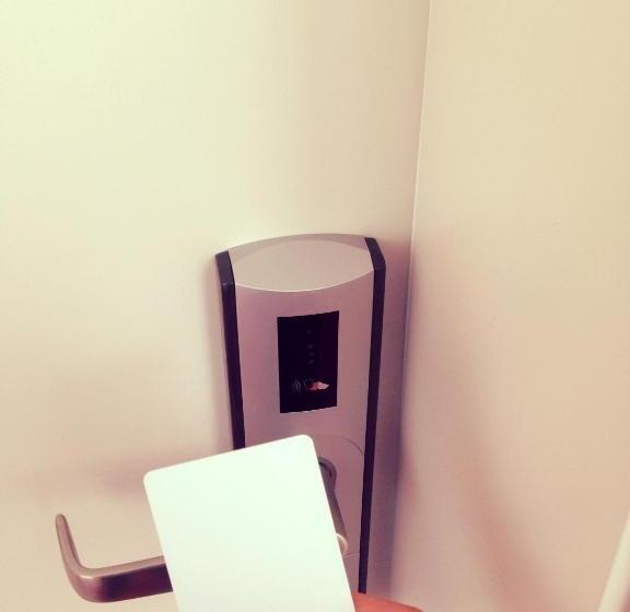 Quarto Estandar Individual, Horizont