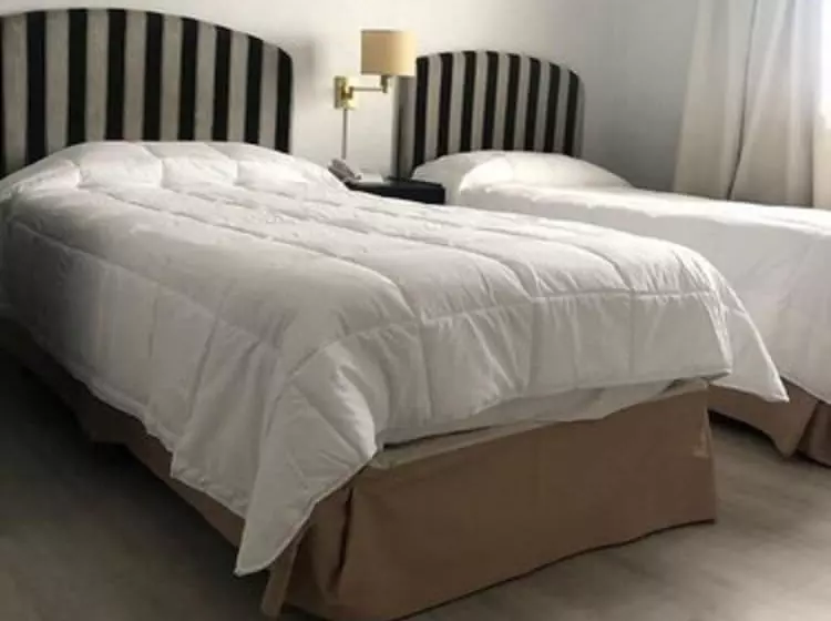 اتاق استاندارد, La Perla