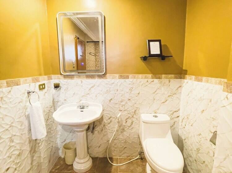 اتاق سوپریور, Miramar