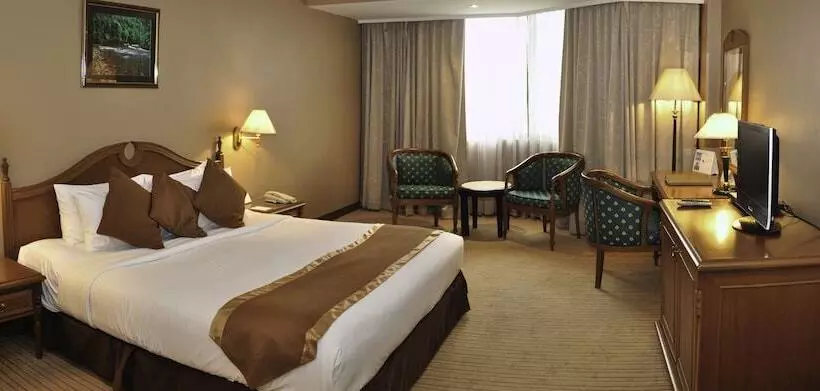 デラックスルーム, Mulia