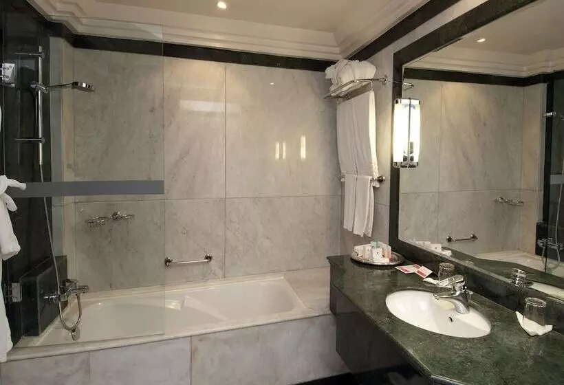 اتاق سوپریور, Ramada By Wyndham Fes