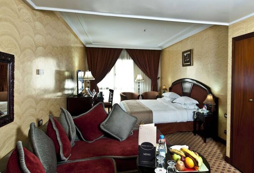 Номер Executive, Ramada By Wyndham Fes