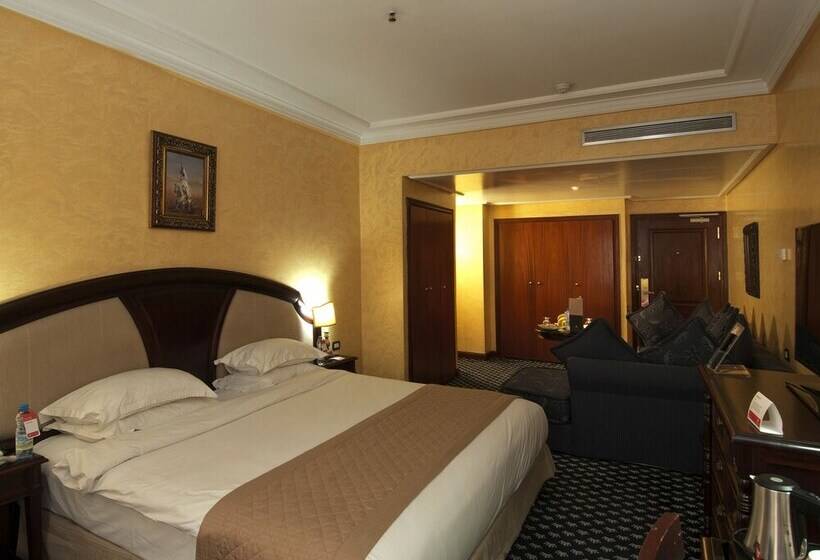 Номер Executive, Ramada By Wyndham Fes