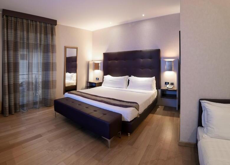 Номер Стандарт Трехместный, Rome Airport Hotel Fiumicino