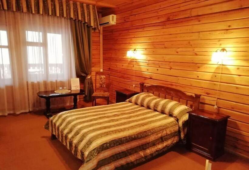 バルコニー付きスタンダードルーム, Russkaya Derevnya