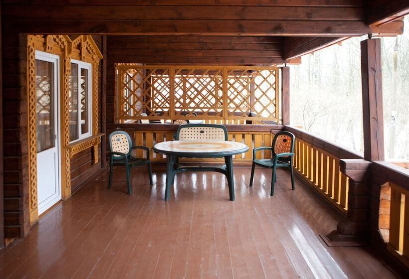 スイート, Russkaya Derevnya