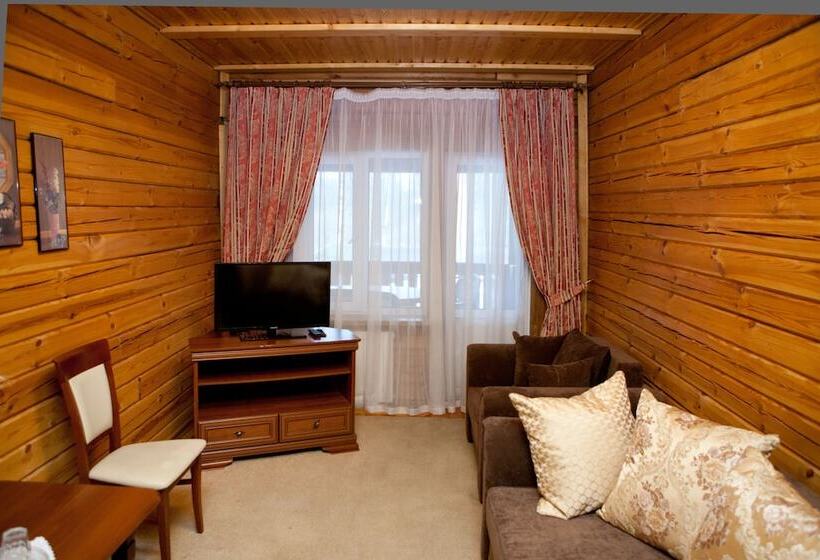 スイート, Russkaya Derevnya