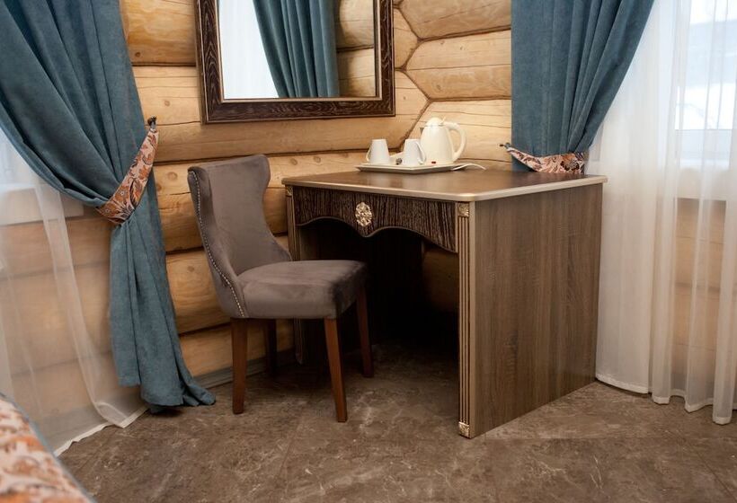 デラックススタジオ, Russkaya Derevnya