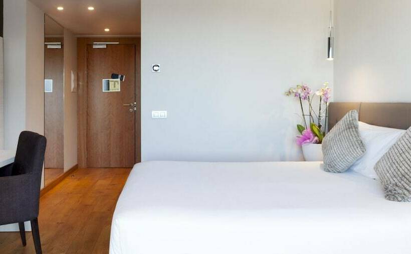 غرفة قياسية, Sb Bcn Events 4 Sup