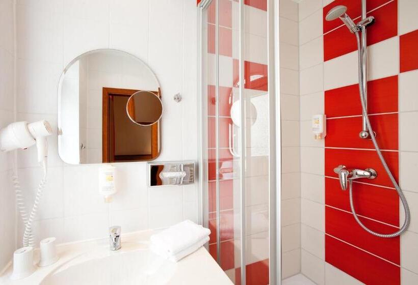 Номер Комфорт Индивидуальный, Vienna House Easy By Wyndham Rostock