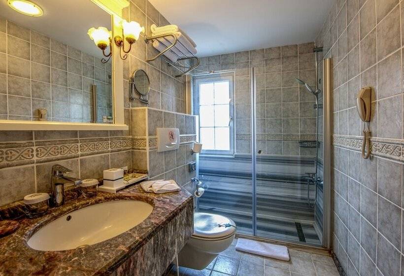 اتاق لوکس, Yasmak Sultan