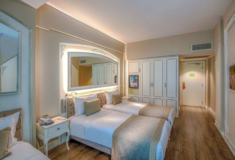 اتاق استاندارد, Yasmak Sultan