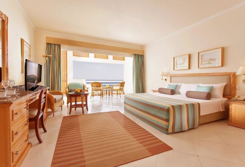 سوییت اجرایی, Pickalbatros Golf Beach Resort