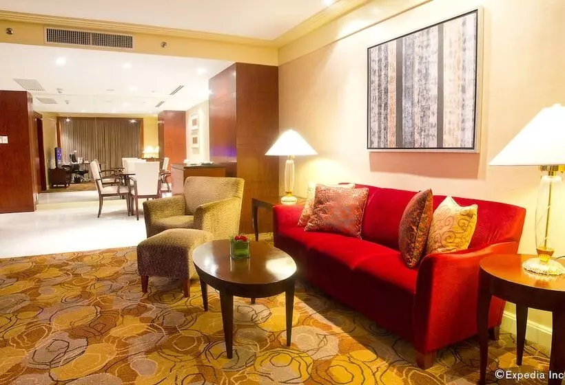 سوئیت با چشمانداز, New Coast Hotel Manila