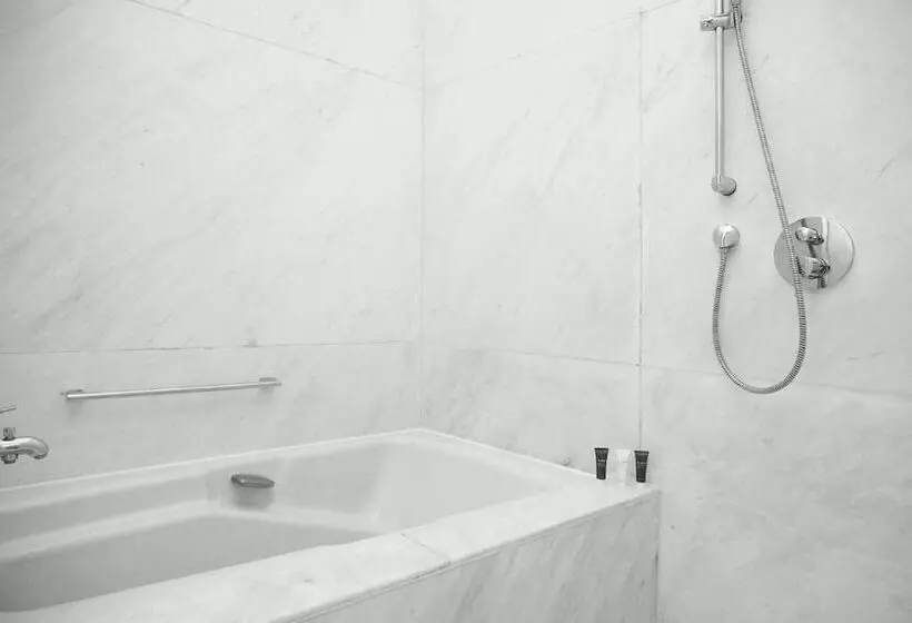 اتاق سوپریور, New Coast Hotel Manila