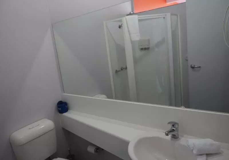 اتاق سوپریور, Waterfront Lodge Motel