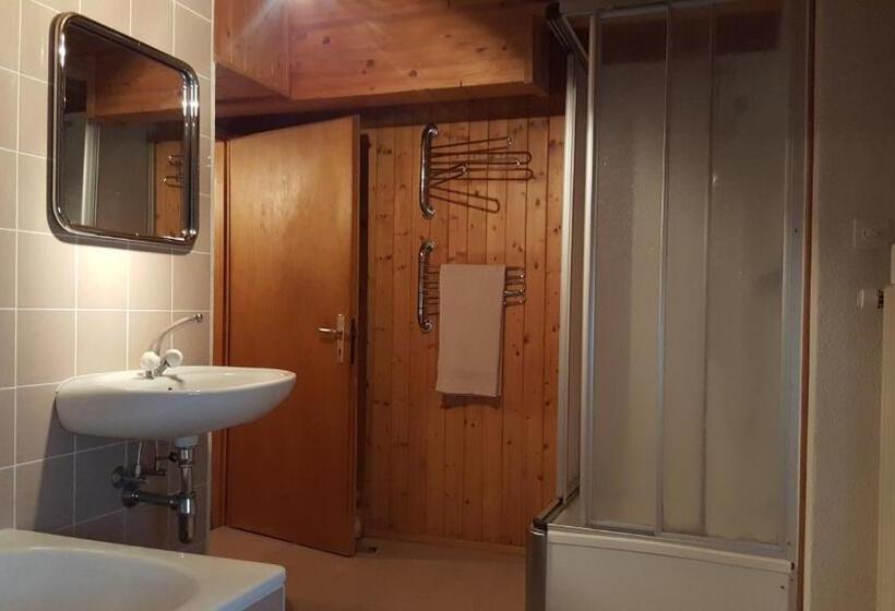 Номер Стандарт Совместная Ванная, Pensione Cari