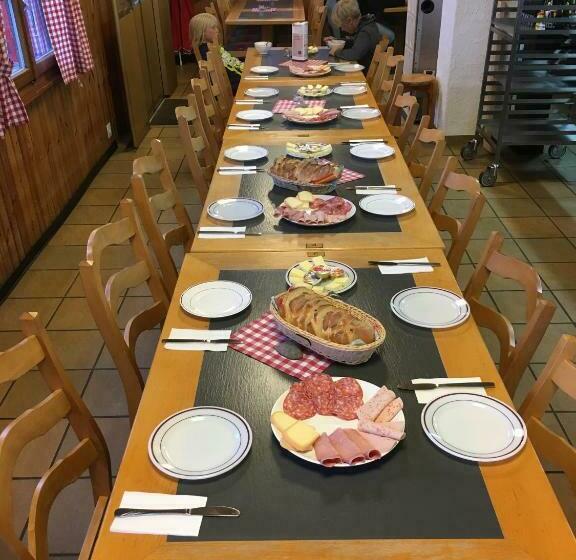 חדר אקונומי, Restaurant Fleschboden