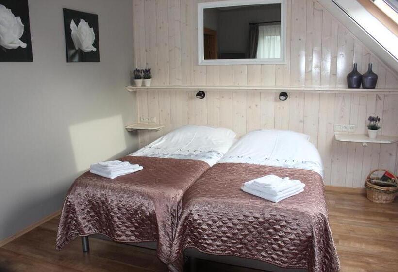 غرفة قياسية حمام مشترك, Hof Van Lutten