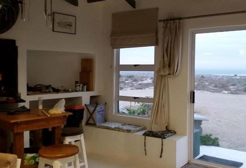 منزل غرفة نوم واحدة, Beach Cottage Kleinzee