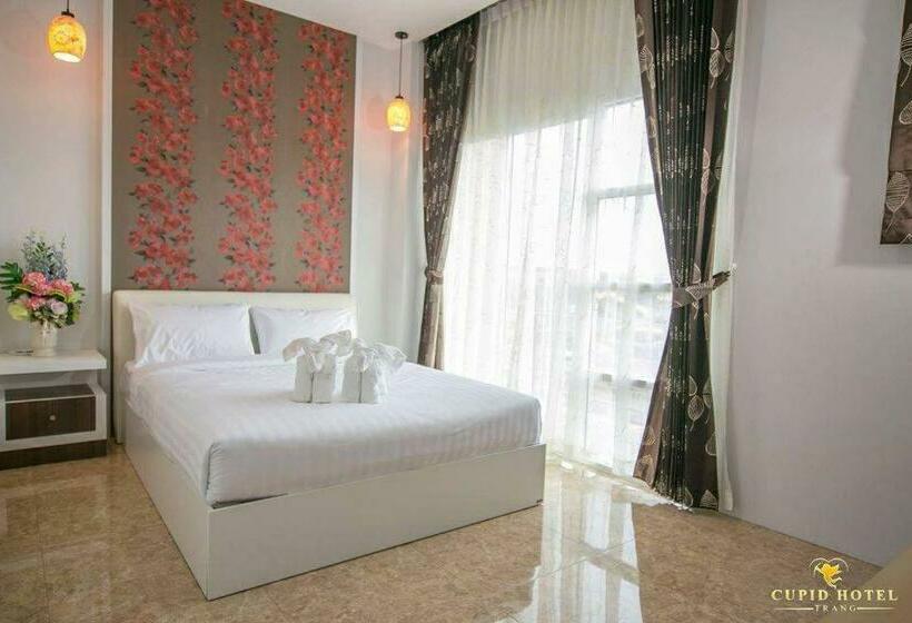 غرفة سوبيريور, Cupid