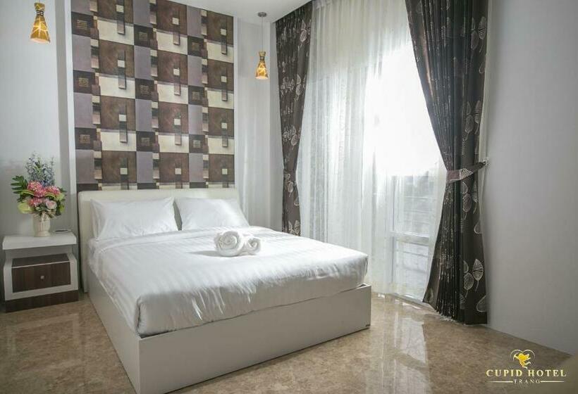 غرفة سوبيريور, Cupid