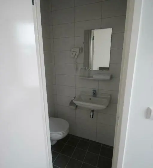 コンフォートルーム, De Keizerskroon Amsterdam Schiphol Halfweg