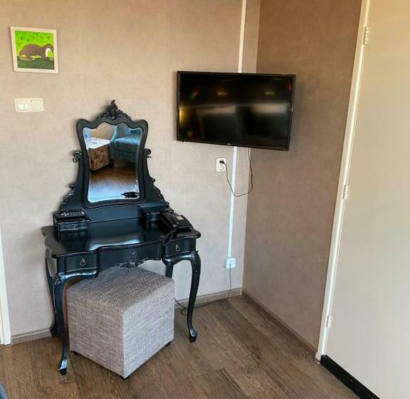 Номер Deluxe, Het Rietershuijs