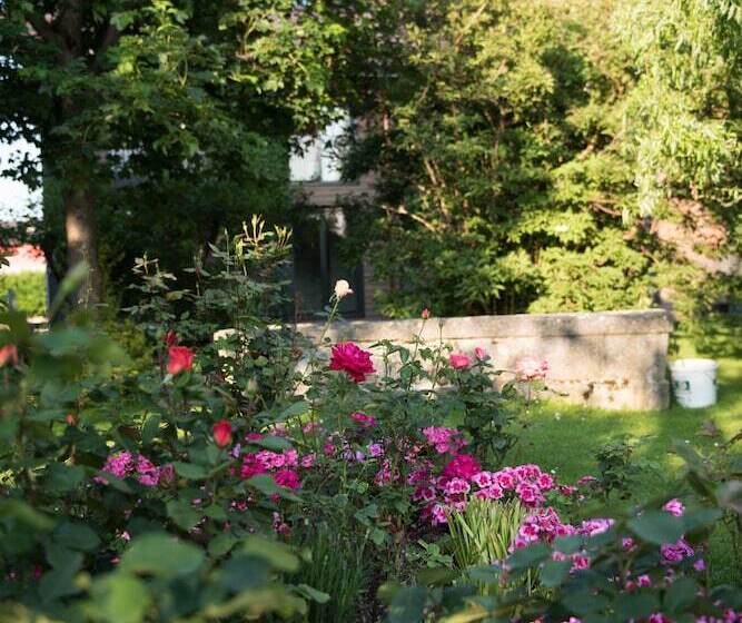 סוויטה דלוקס, Hôtel La Croix Blanche