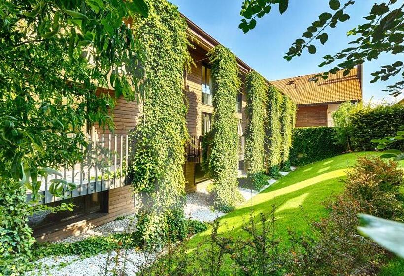 סוויטה משפחתית, Hôtel La Croix Blanche