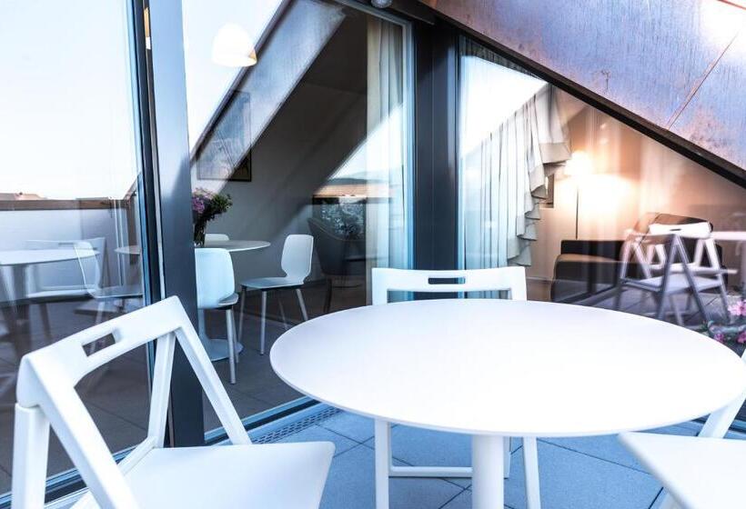 סוויטה משפחתית, Hôtel La Croix Blanche