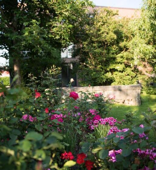 דירת חדר, Hôtel La Croix Blanche