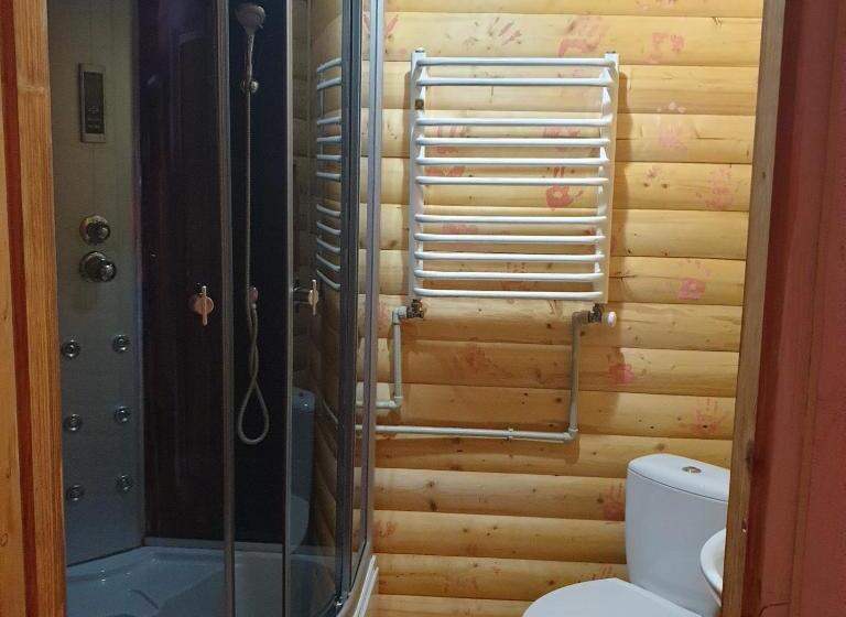 اتاق استاندارد, Kostel House