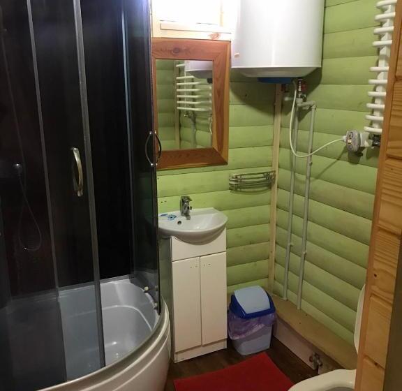 خانه 1 خوابه, Kostel House