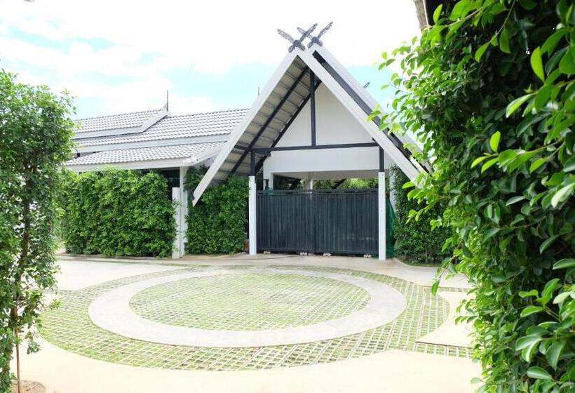 Vil·la 1 Dormitori amb piscina, Me2 Singhamuntra Resort Kamphaengsaen