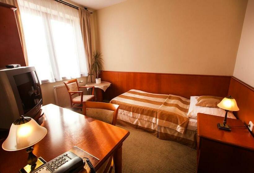 غرفة قياسية فردية, Park Hotel Tartuf