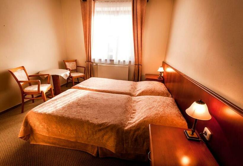 اتاق استاندارد, Park Hotel Tartuf