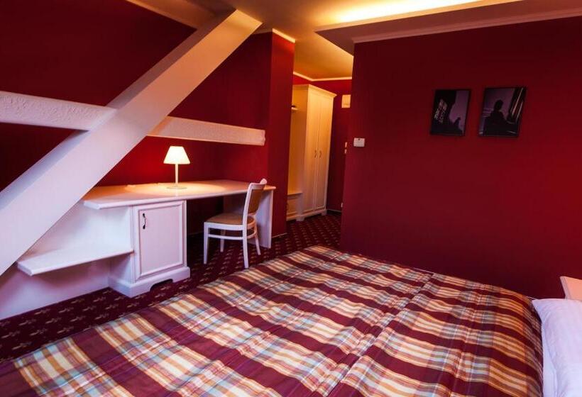 اتاق سوپریور, Park Hotel Tartuf