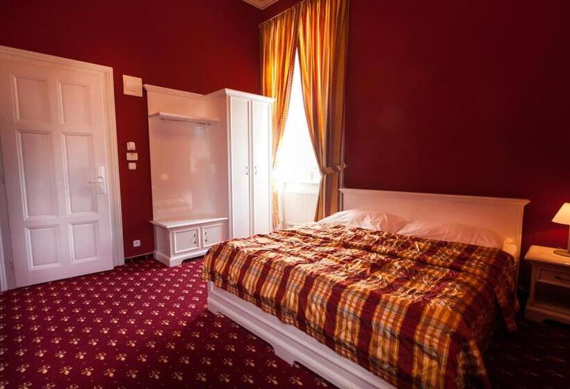 اتاق سوپریور, Park Hotel Tartuf